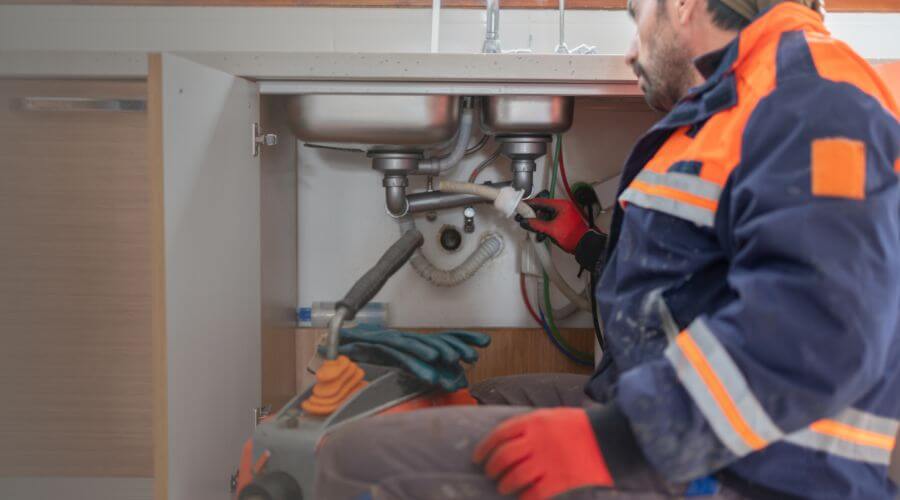 Professional slab leak plumber services in Valparaiso, NE